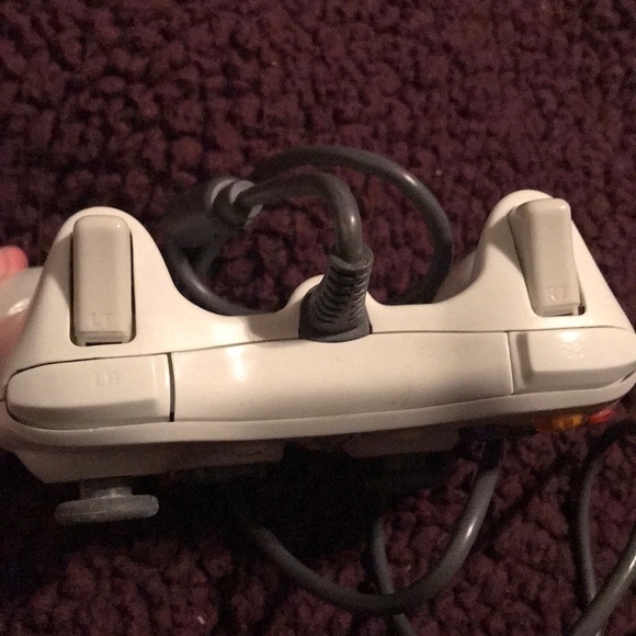 X-box white controller - Picture 2 of 3